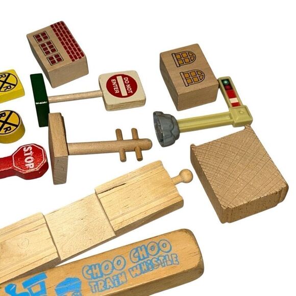 Misc Train Thomas & Friends Accessories Wooden Railway Train - Picture 3 of 4